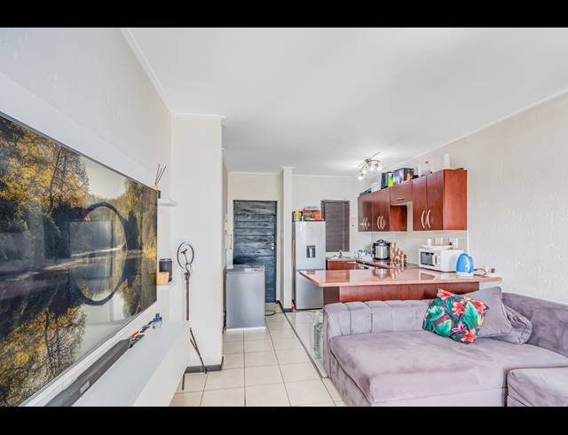 1 BEDROOM APARTMENT BLOCK FOR SALE IN JACKAL CREEK GOLF ESTATE